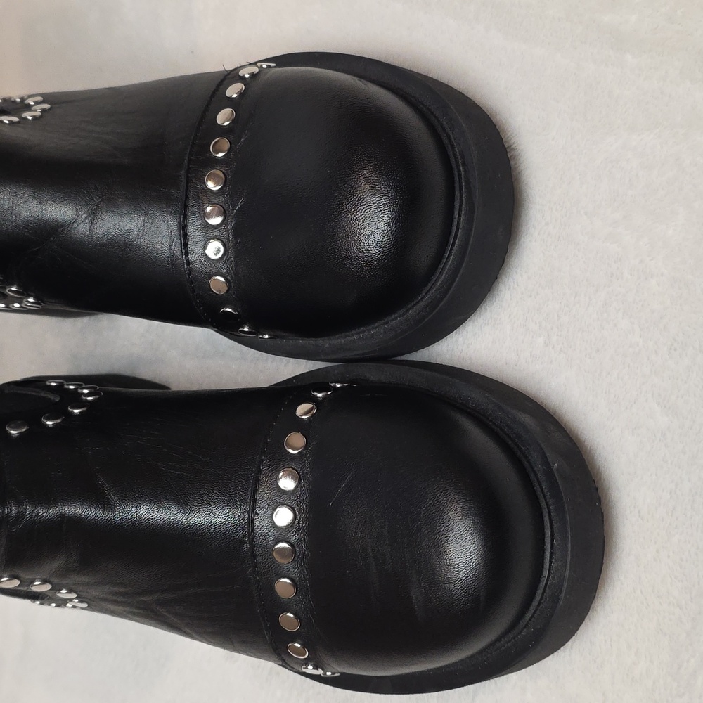 SAINT + SOFIA Black Leather Silver Studded Chelsea Boots Size 38 (US 7) LIKE NEW - Picture 5 of 7